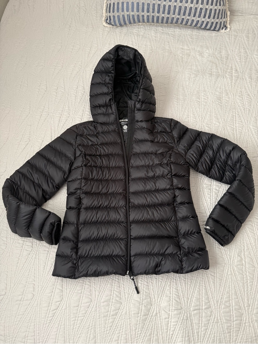 Roots Black Hooded Quilted Puffer Jacket